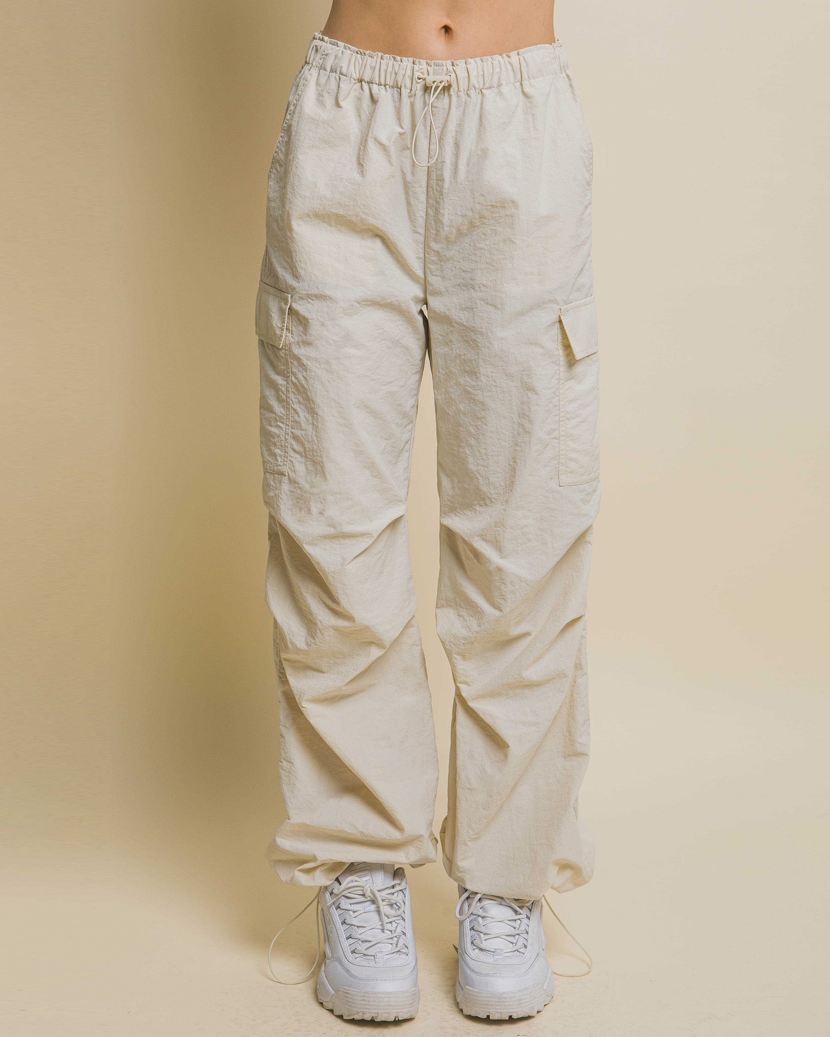 WOMENS LOOSE FIT PARACHUTE CARGO PANTS